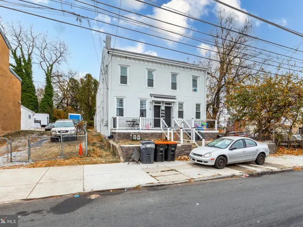 608 E 9th St, Chester, PA 19013