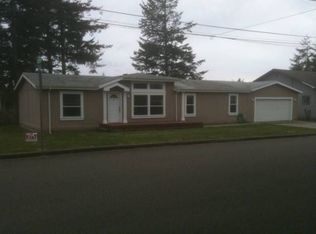 3425 Vine Ave, Coos Bay, OR