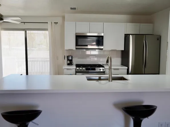 45396 Deep Canyon Rd #2, Palm Desert, CA 92260