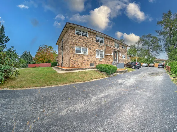 8129 W 84th Pl, Justice, IL 60458