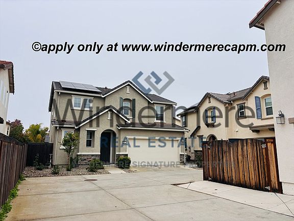 3rd image of 2715 Mabry Dr