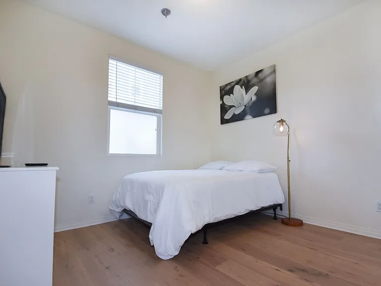 514 Lark Way — Photo 13