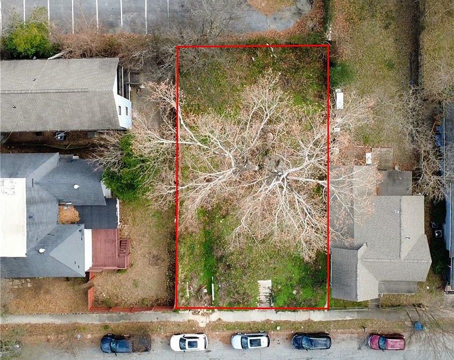 1st image of 348 Kelly St SE #1