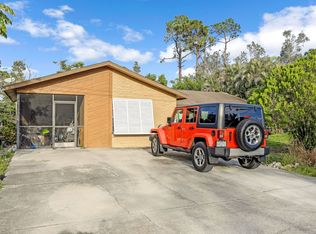 18543 Iris Rd, Fort Myers, FL 33967