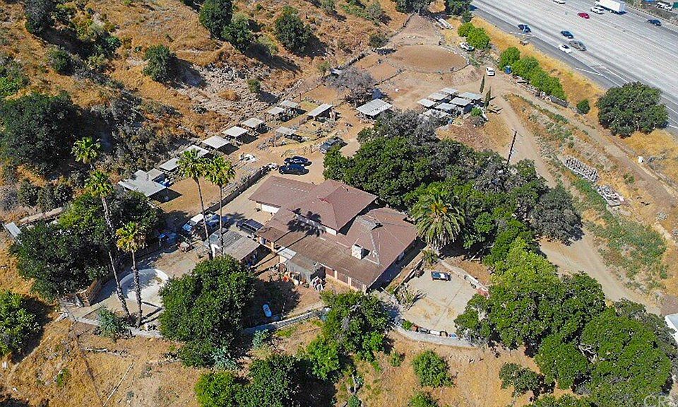 1st image of 20380 Newhall Ave