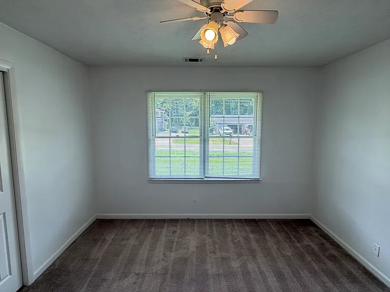 1796 Hickory St SE — Photo 12