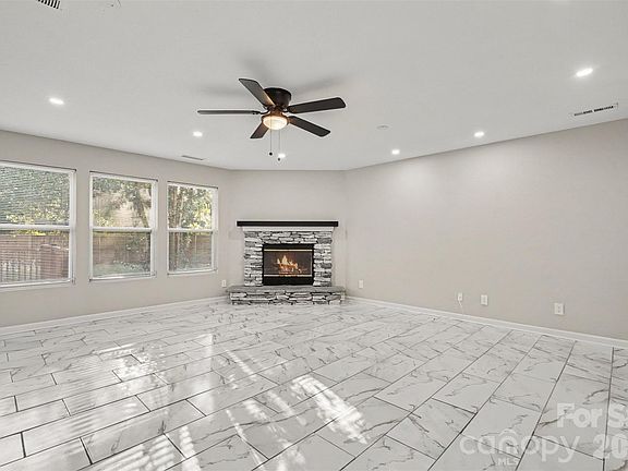 3rd image of 12937 Silvaire Farm Rd