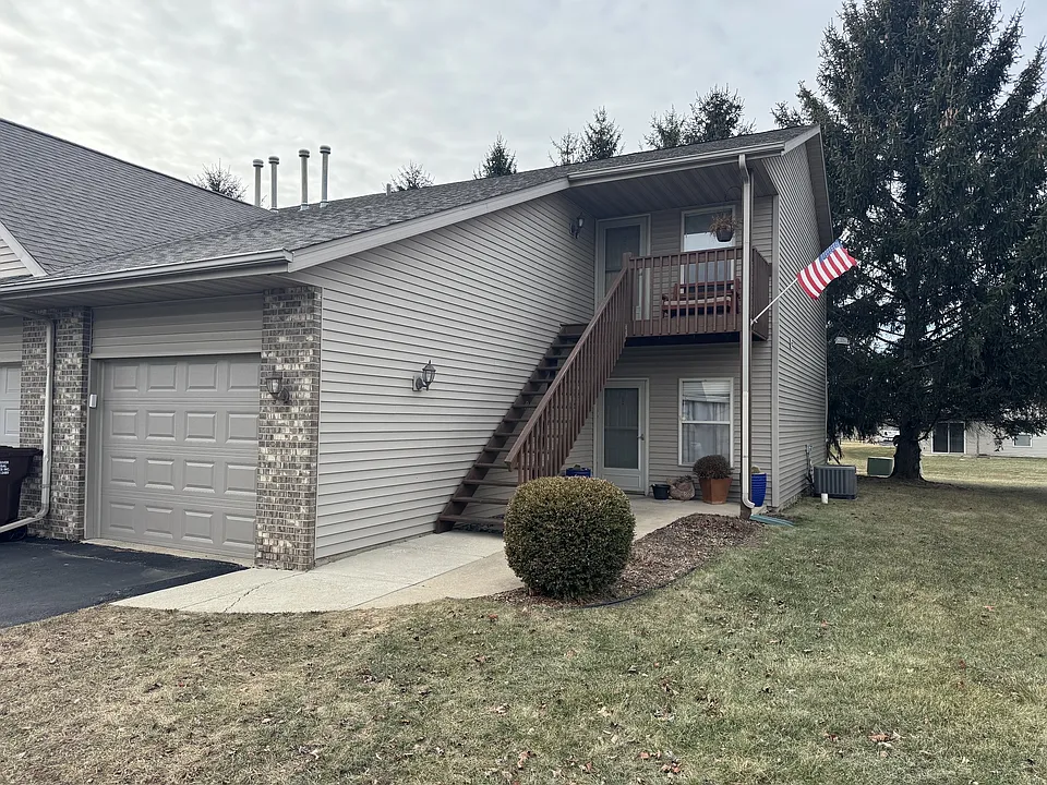 4924 Pine Meadow Pkwy #1