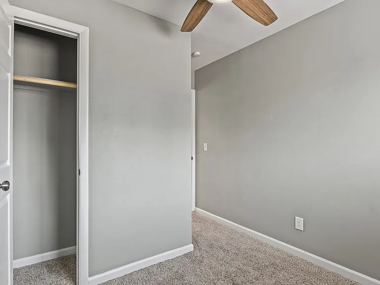 1409 Willshire Dr — Photo 10