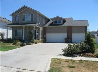 1811 Harding Ct, Lincoln, NE 68521