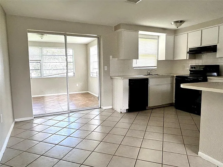 4653 Darlington Rd — Photo 3