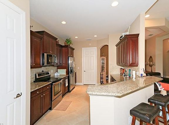 4th image of 11125 Laughton Cir