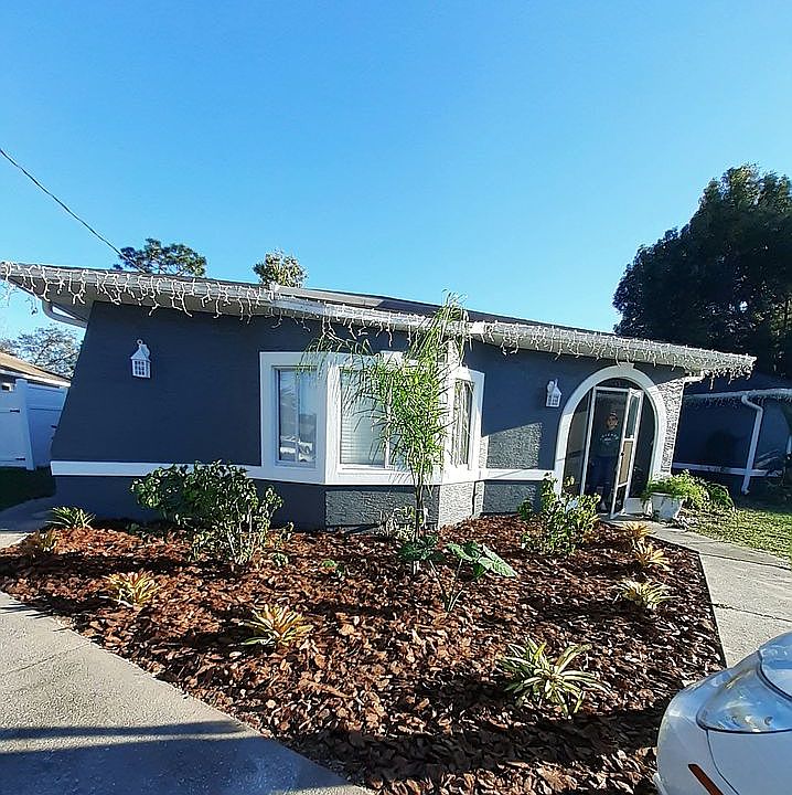 2nd image of 3348 Dow Ln