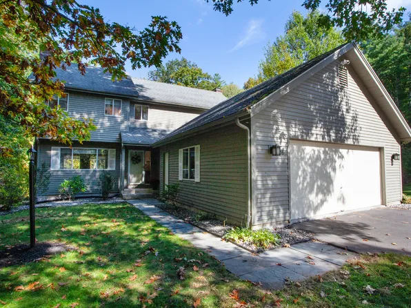 26 Woodhaven Drive, Simsbury, CT 06070