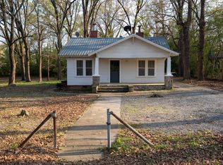 512 E Main St, Marshville, NC 28103