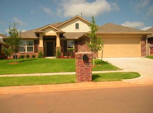 3432 Grant Rd, Norman, OK 73071