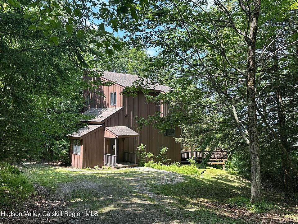 1st image of 308 Shaker Ridge Drive