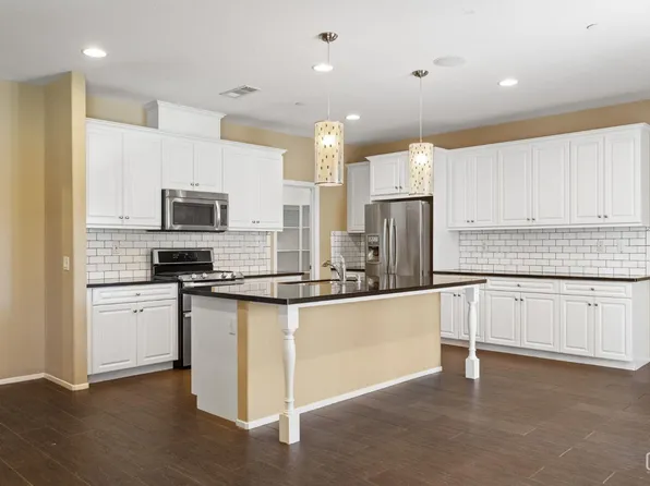 7305 Seeing Glass Ct, Bakersfield, CA 93313