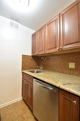 Rented by (Legacy) NY Quality Living Uptown | media 21