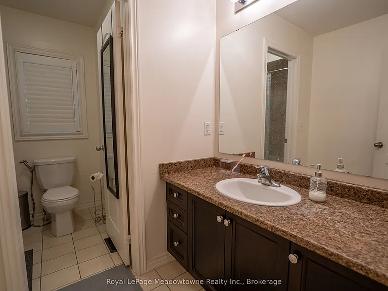 1528 Chretien St — Photo 19