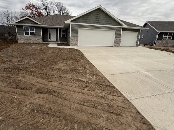 1268 Putnam Dr, Pulaski, WI 54162