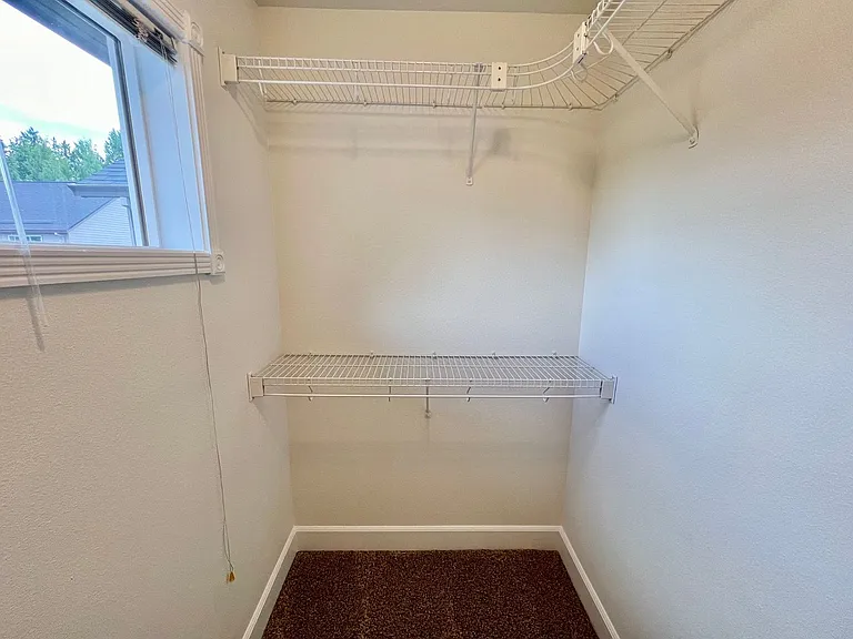16775 NE Halsey St — Photo 21