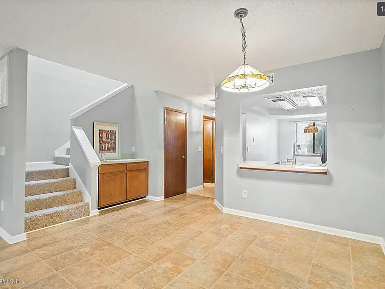 11211 Windtree Dr E — Photo 12