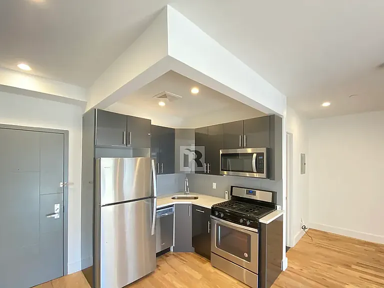 1471 Nostrand Ave #3BB — Photo 4