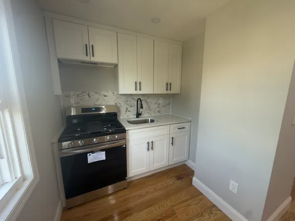 121-19 Merrill St #2, Jamaica, NY 11434