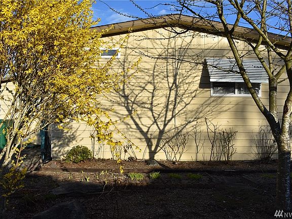 3rd image of 620 112th St SE Trailer 130