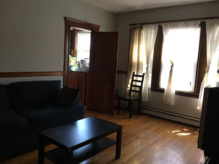 5 Harriet St #2 — Photo 7