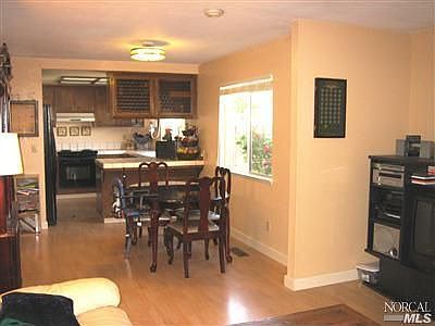 Breakfast nook 