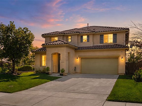 3rd image of 42577 Drennon Ct