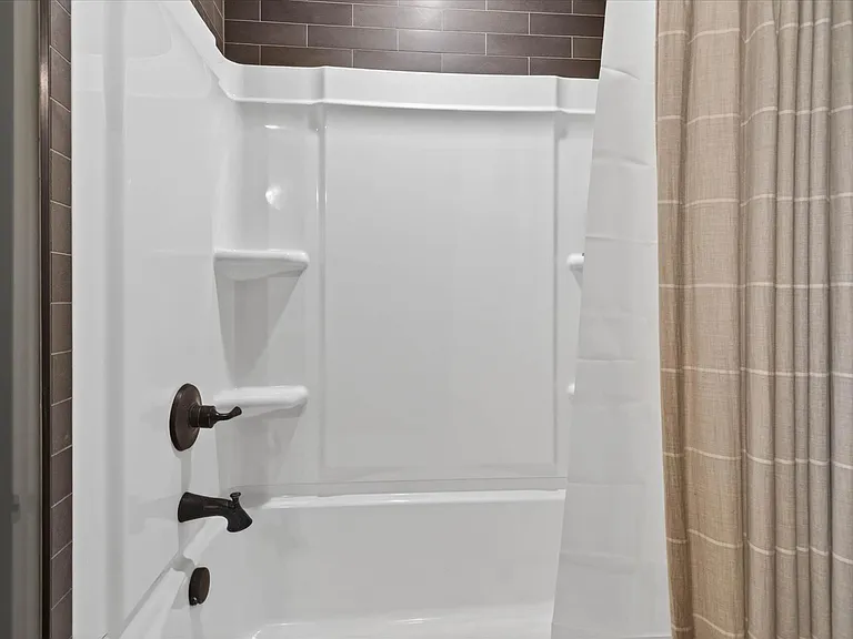 542 Judah Cir — Photo 22