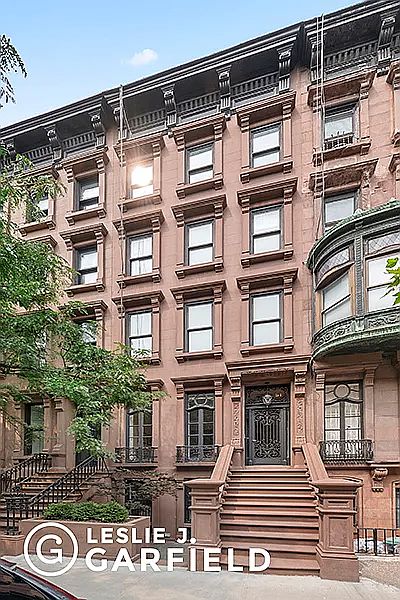 1st image of 51 W 71st St #1
