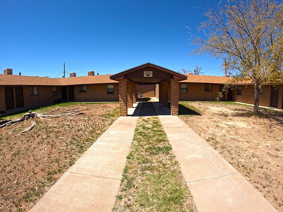 1st image of 2509-2511 Pecan Dr #9C