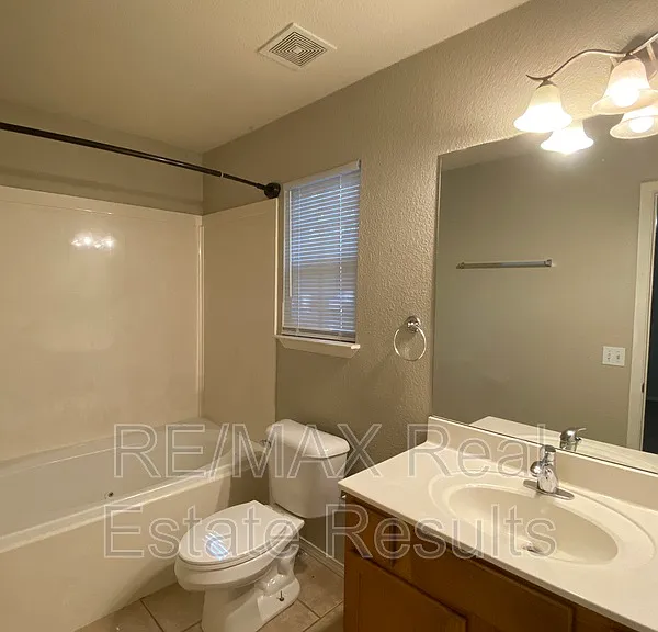 5 Dolphin Ln — Photo 12