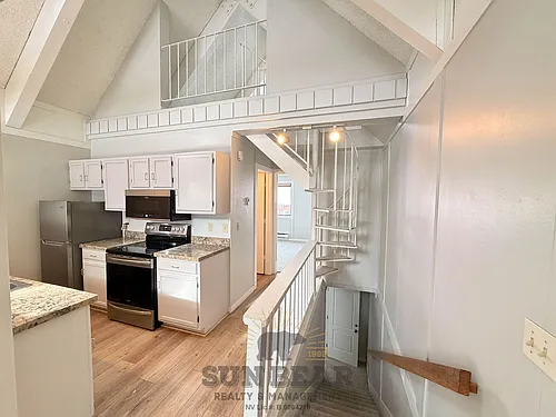 989 Tahoe Blvd Photo 1