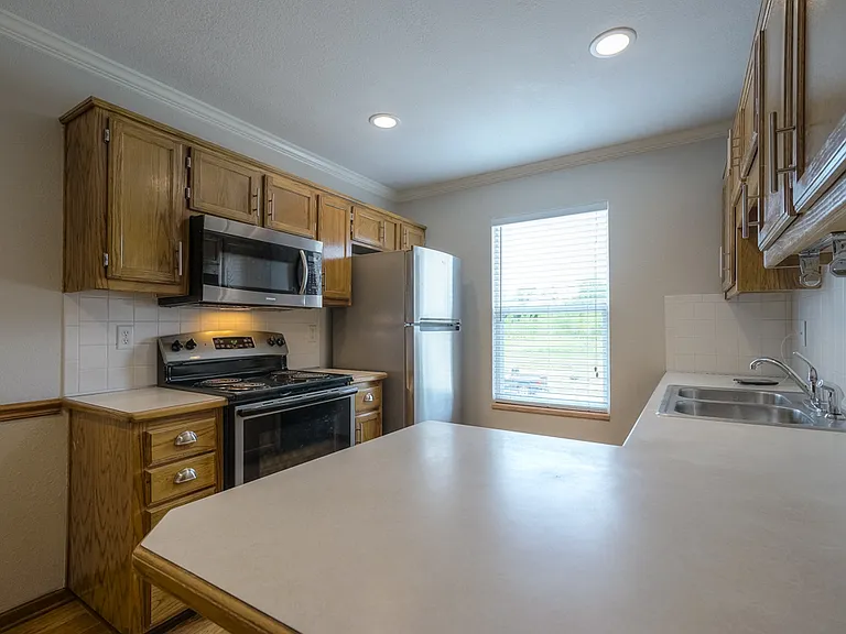 Black and stainless appliances