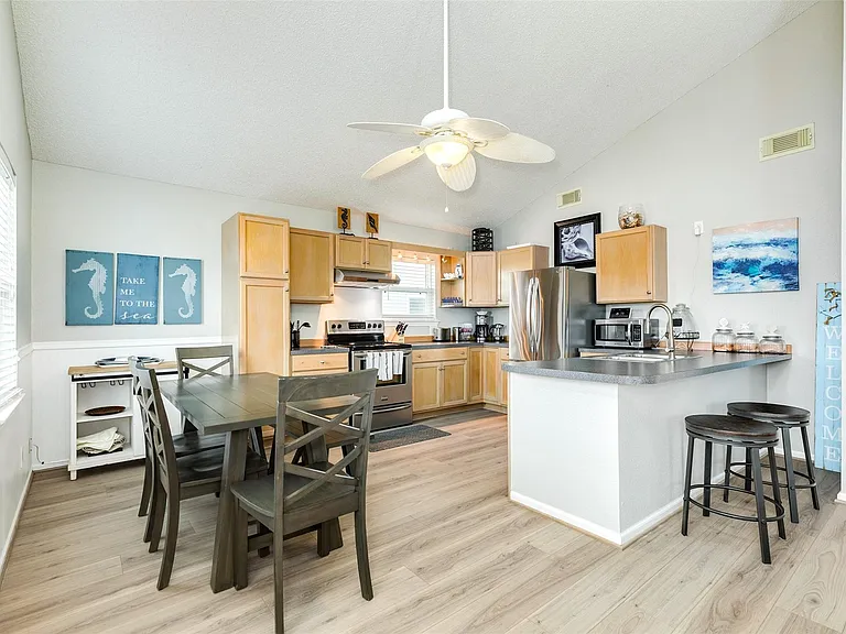 16614 Bermuda Way — Photo 7
