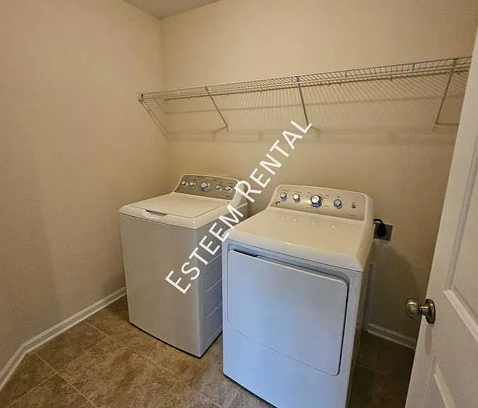 110 Fargale Ln — Photo 19