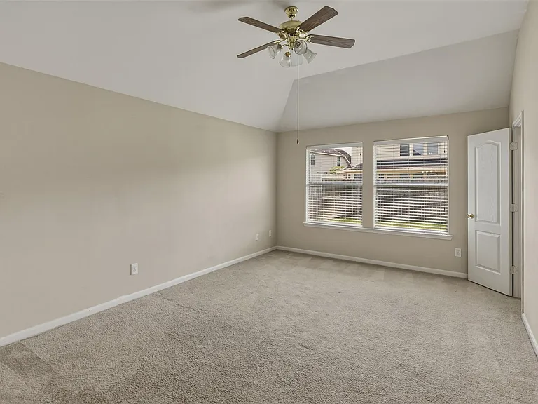8515 Clarkman Ridge Ln — Photo 16