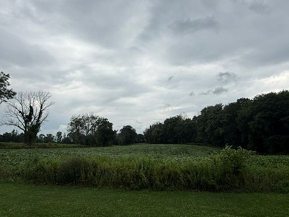 5th image of 357 Smith Hill Rd
