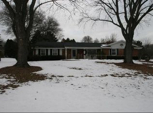 13800 Forest Grove Rd, City of brookfield, WI 53005