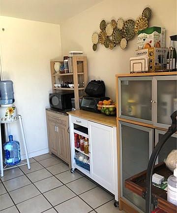 5th image of 252 Santa Mariana Ave