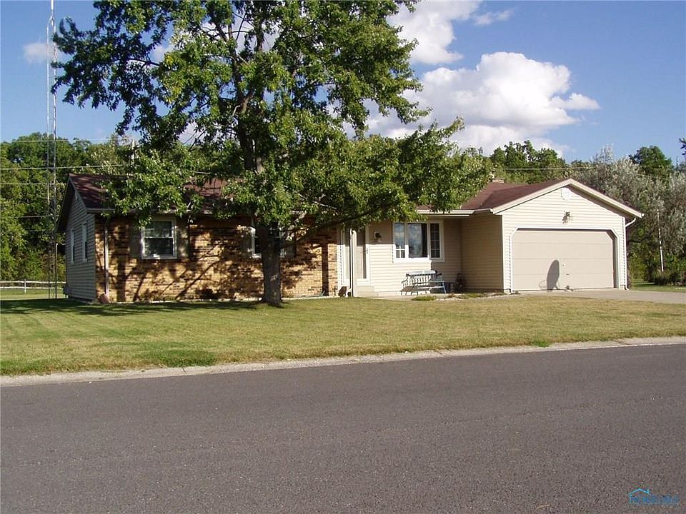 1st image of 2205 Evergreen Dr
