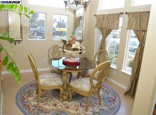 6265 Honeysuckle Dr, Newark, CA