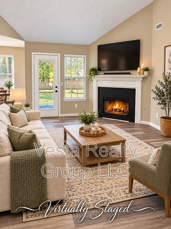 3 bed, 2.0 bath, 1281 sqft, $1,895 — Photo 4