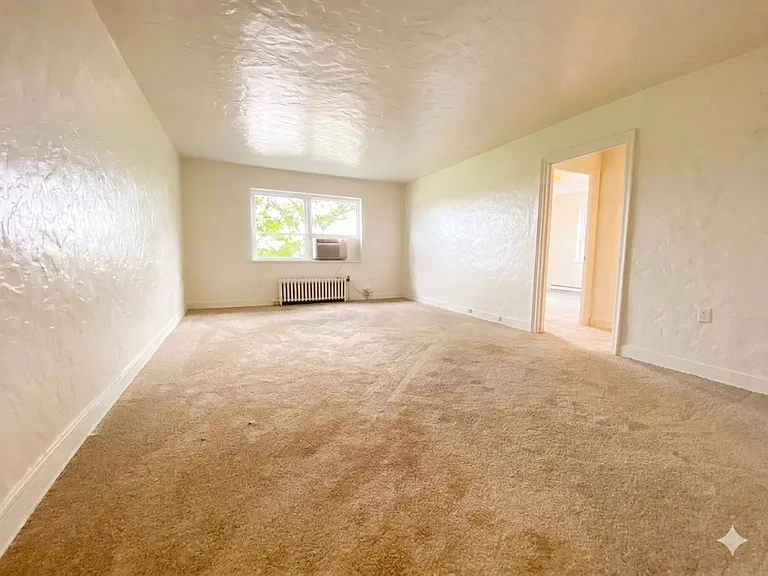 5700 Munhall Rd — Photo 13