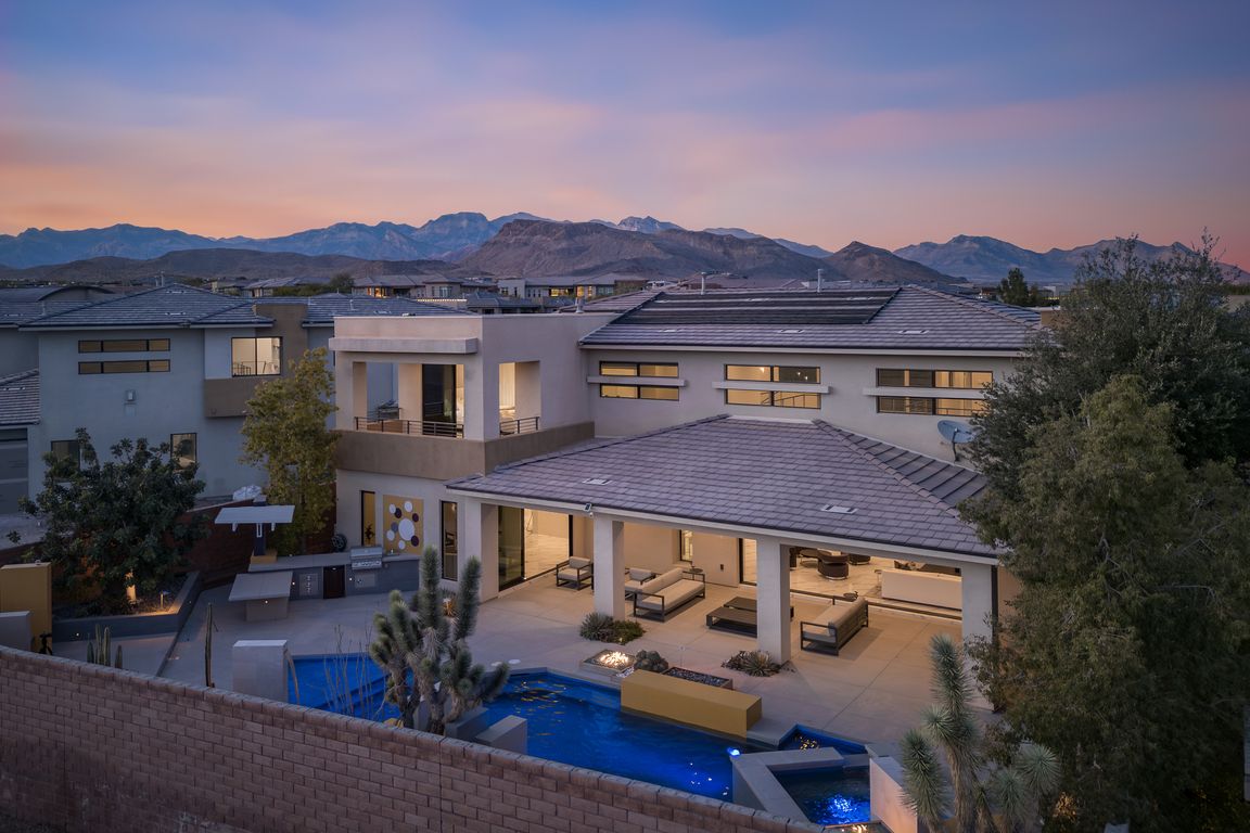 next background image